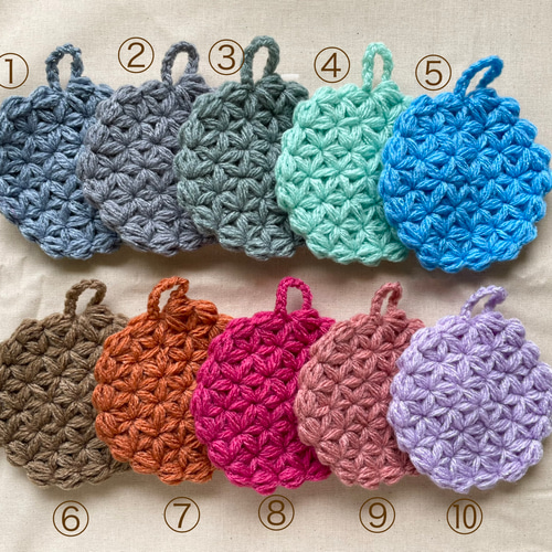 専用ページ】アクリル毛糸のチョーカーと、たわし200枚です。 専用