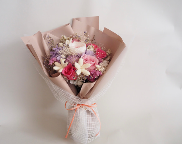 濃淡ピンクの華やかプリザーブドフラワー 花束 bouquet プリザーブド