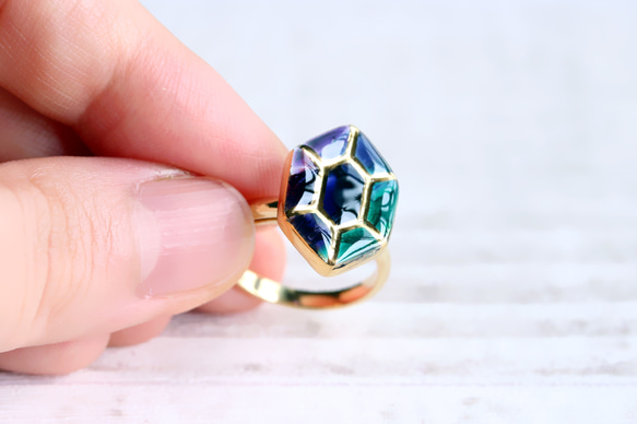 宝石硝子ring ~green hexagon~ 1枚目の画像