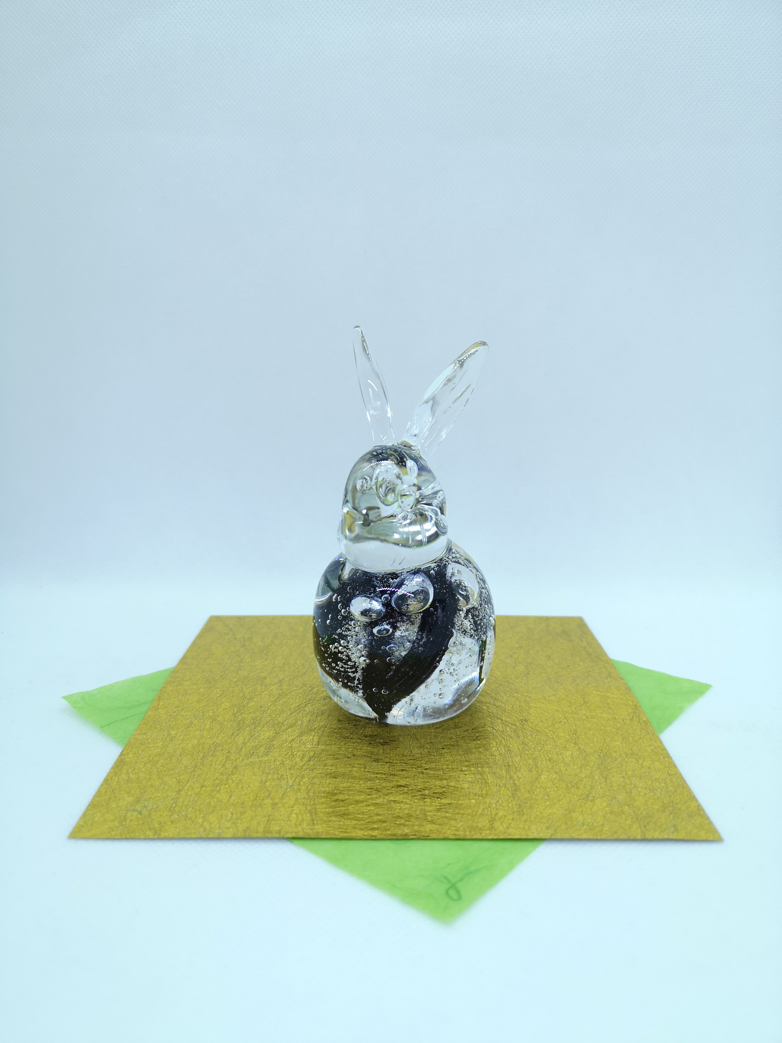 干支　うさぎ（中・黒）