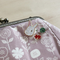【感謝SALE】縁起が良いかたつむりのピンブローチ・グルーデコ（エメラルド・ファーングリーン・クリソライト） 10枚目の画像