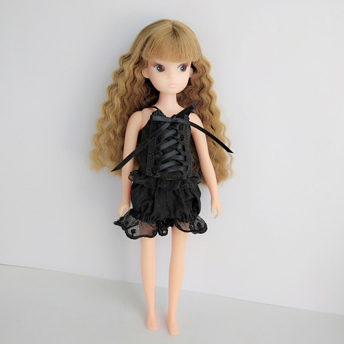 756※黒の編み上げリボンキャミソール※復刻版初代リカちゃん※1/6ドール 