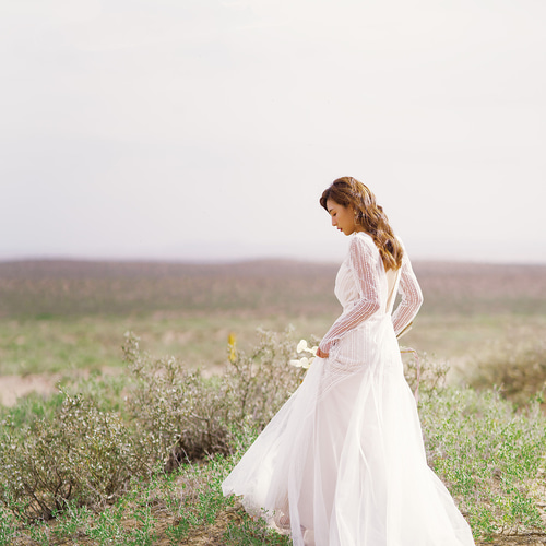 ディープV スパンコール長袖ウエディングドレス フォト 前撮り ドレス  