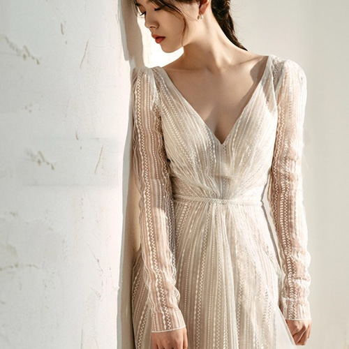 ディープV スパンコール長袖ウエディングドレス フォト 前撮り ドレス  