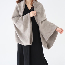 秋冬春3way大人の高級メルトンフリースストール／ストールにもアウターにもブランケットにも使い方色々／グレージュ 8枚目の画像