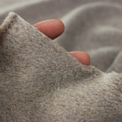 秋冬春3way大人の高級メルトンフリースストール／ストールにもアウターにもブランケットにも使い方色々／グレージュ 13枚目の画像