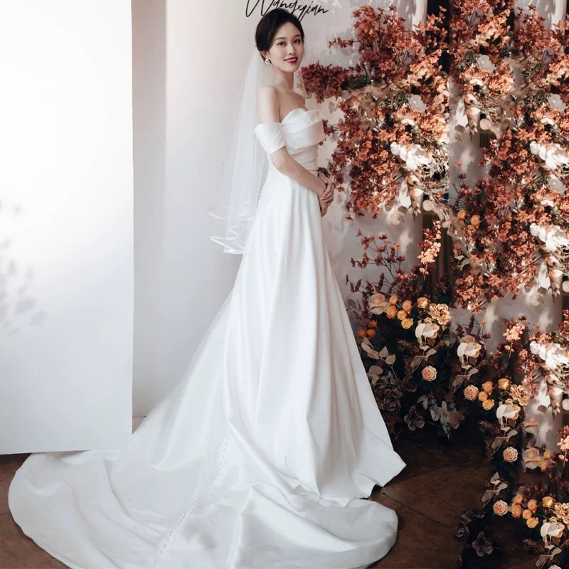 オフショルダー フレンチライトウエディングドレス