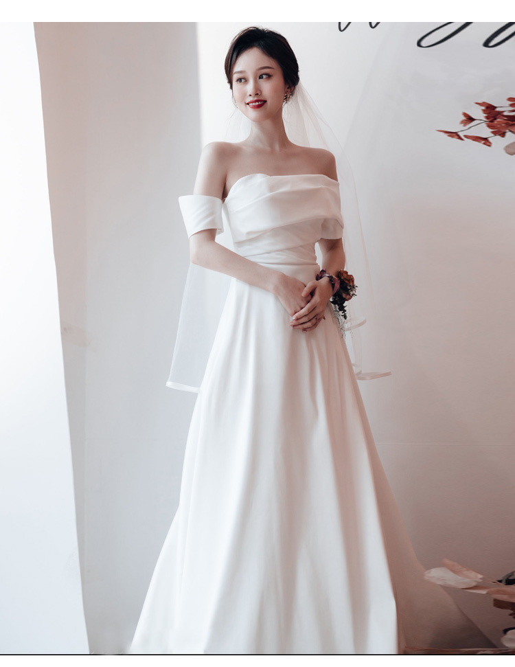オフショルダー フレンチライトウエディングドレス
