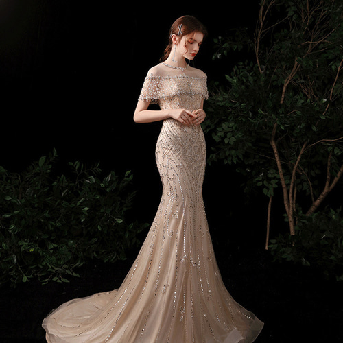 オフショルダー ビジューウエディングドレス ドレス ウララ--1000着  