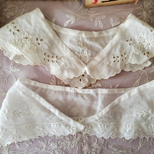 フランスアンティーク 刺繍つけ襟 2つセット レース Mon