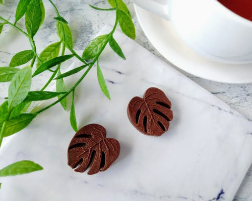 Leaves3 リーブス3 シリコン製 すり込み型 飾り 葉 葉脈 細長はっぱ 12cm（10取)【PR003】by Frank Haasnoot  PAVONIパボーニ社製 フラミンゴ熱帯の葉鳥 シリコン型 モンステラリーフフラワー フォンダン型 ケーキデコレーション用カップケーキトッパー チョコレートポ