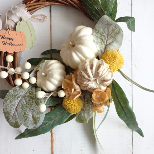 ホワイトパンプキンのアイボリー系ハロウィン造花リース 専用＊Halloween＊パンプキン＆オリーブ シックナチュラル フェイク