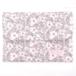 リバティ 母子手帳ケース メイモリス/ピンク＆グリーン B6サイズ マルチケース 1枚目の画像