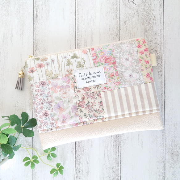 handmade! liberty patch ふんわりポーチ handmade! liberty patch ふんわりポーチ