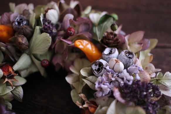 ハロウィンカラー✳︎秋色紫陽花と木の実のリース◎18センチ 3枚目の画像