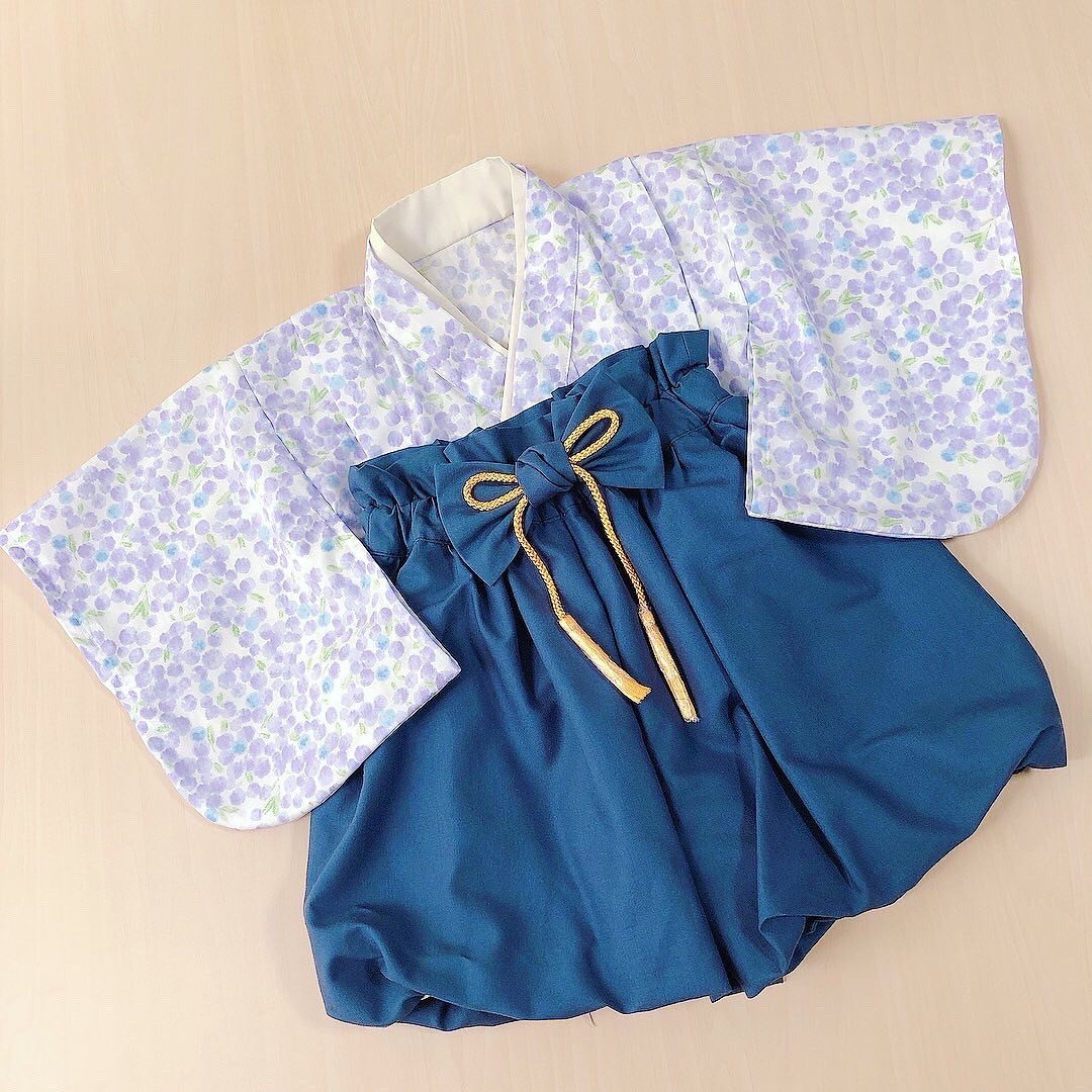 送料無料【60-70】ベビー袴　ミモザ✖︎紺色の袴