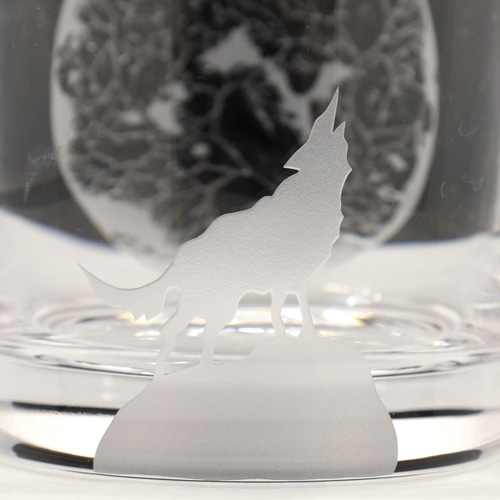 メロウグラスさんの青いお月様の作品 ロックグラス・グラス 月にほえろ！ 満月と狼 グラス enSo-glass