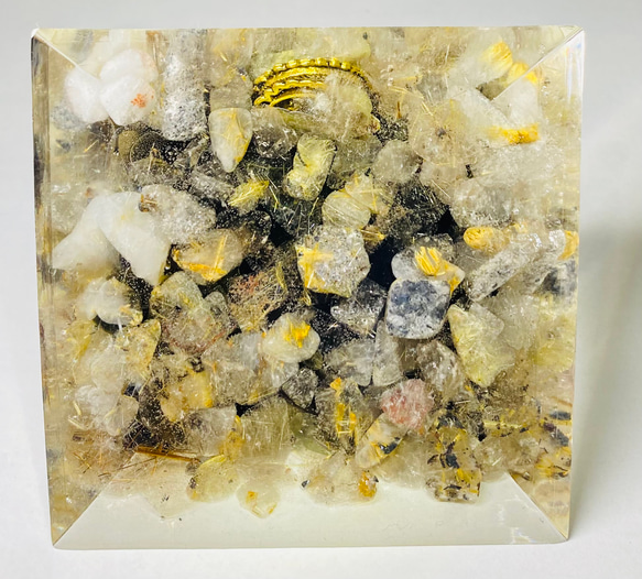 [Kinun UP/Mayoke/Zaiun UP] 龍金字塔Orgonite 第4張的照片