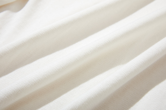 ★現貨★ 全年熱賣！ 100%純棉長袖V領開襟衫 針織系列 白色 220902-01 第8張的照片