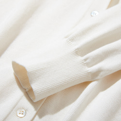 ★現貨★ 全年熱賣！ 100%純棉長袖V領開襟衫 針織系列 白色 220902-01 第5張的照片