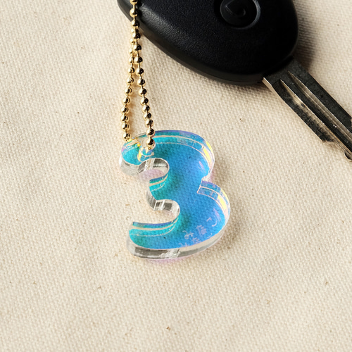 Sサイズ】アクリル製 オーロラ イニシャルキーホルダー（約35mm/3.5cm