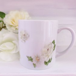 薔薇 マグカップ サイズ：M 白い薔薇 バラ 食器 花 コップ プレゼント 贈り物にもおすすめ 1枚目の画像
