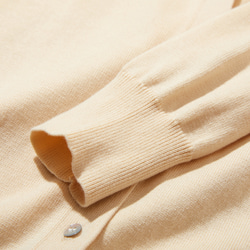 一款讓您引以為傲的產品！全年使用！ 100%純棉長袖V領開襟針織系列Torinoko色 220902-02 第5張的照片