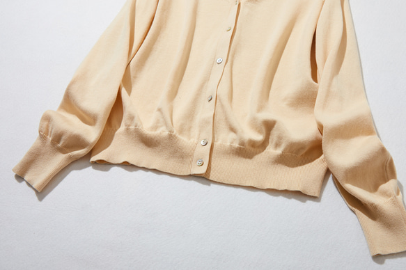 一款讓您引以為傲的產品！全年使用！ 100%純棉長袖V領開襟針織系列Torinoko色 220902-02 第3張的照片