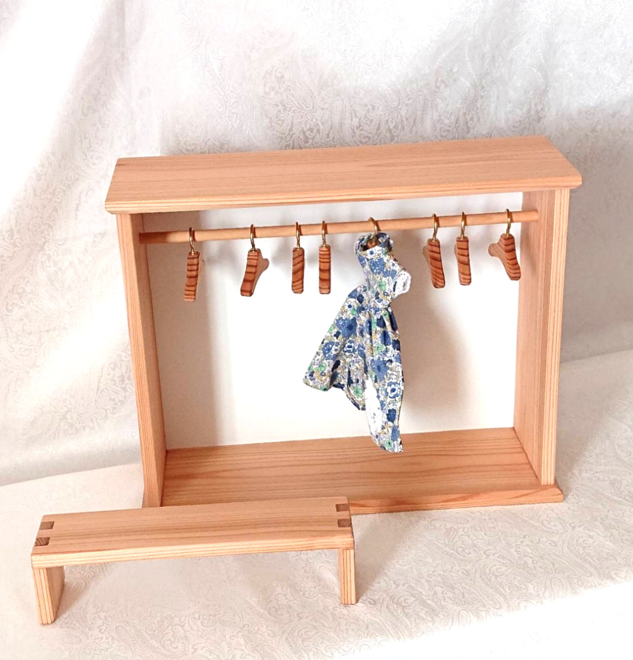 ミニチュア家具３点セット(クローゼット）