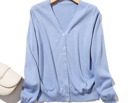 新品タグ付✨KIMURA キムラ Vネック 定番シャツカーディガン ブルー 新品タグ付✨KIMURA キムラ Vネック 定番シャツカーディガン ブルー