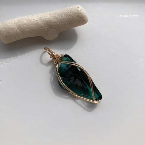 14kgf】アンダラクリスタル ブルーグリーン エメラルドシフト ＊透明性