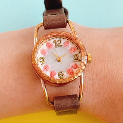 白苺のショートケーキな腕時計(ベルト茶) 2枚目の画像
