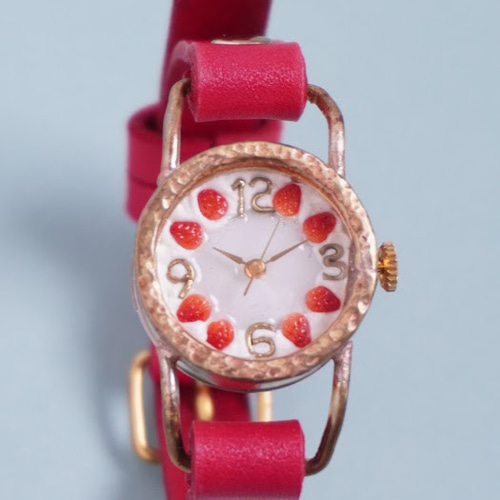 新品未使用 【ガガミラノ】腕時計 赤 ピンク メンズ レディース 送料無料ファッション小物