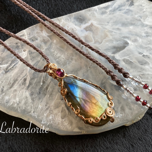 Earth ハンドメイド・手芸 神秘のレインボー✴︎マルチカラー