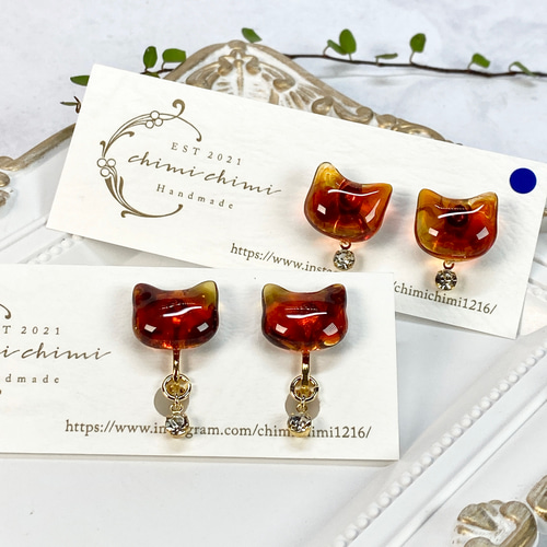 100%正規品 べっ甲柄/猫ちゃんピアス（サージカルステンレスピアス）/猫 ピアス