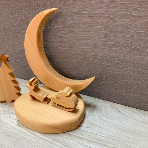 木製 月飾りオブジェ 12月 クリスマスツリーとサンタ～クリスマス