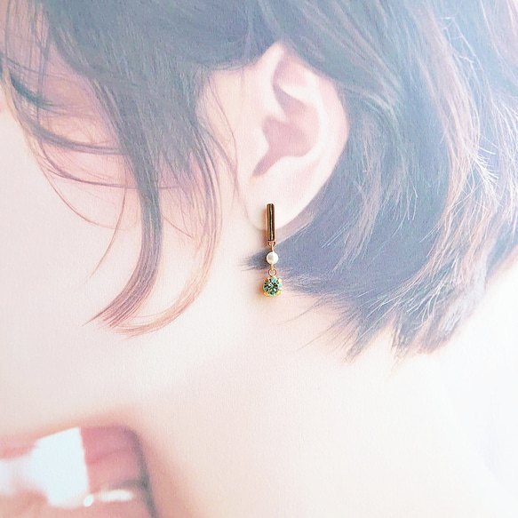 Stone Charm Earring 2枚目の画像