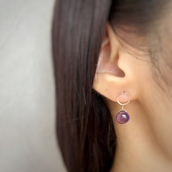 [14KGF] 靚麗色彩♡紫水晶圓圈耳釘 第3張的照片