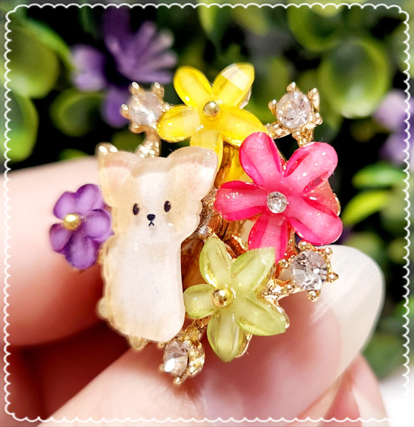 チワワのとっても可愛い華やかカラフルflowerポニーフック❤✨　送料無料　犬　限定　プレゼント　ギフトラッピング　花 3枚目の画像