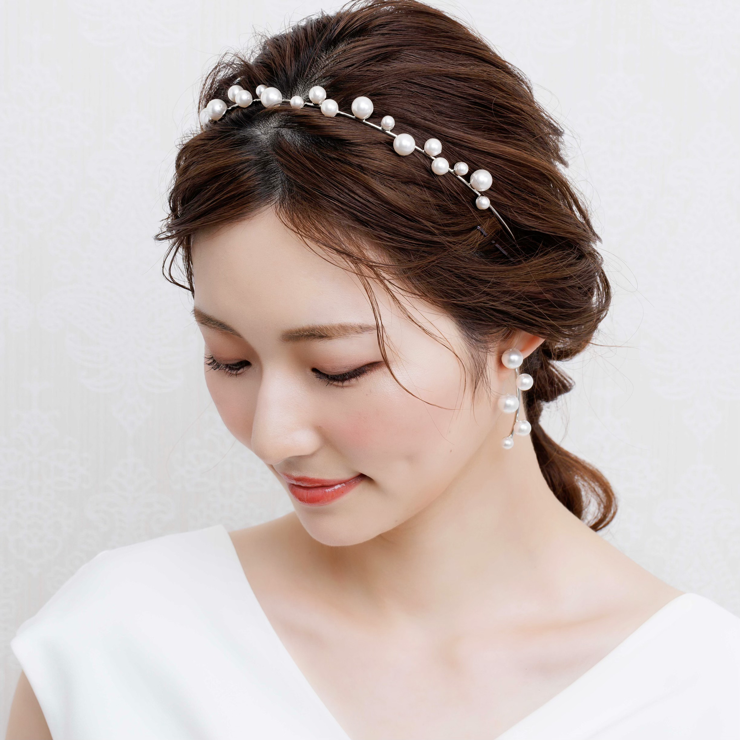 RO32 ウェディング ヘッドドレス　カチューシャ ブライダル ヘアアクセサリー 結婚式 前撮り 卒業式