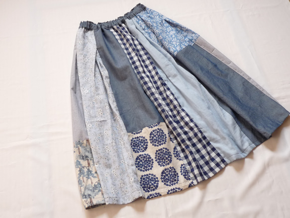 お気に入り布のパッチワークスカート ロングスカート（マキシ丈