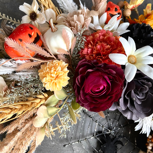 アーティフィシャル♡ベリーとどんぐりのリース アーティフィシャル♡ベリーとどんぐりのリース 特集掲載》どんぐり林