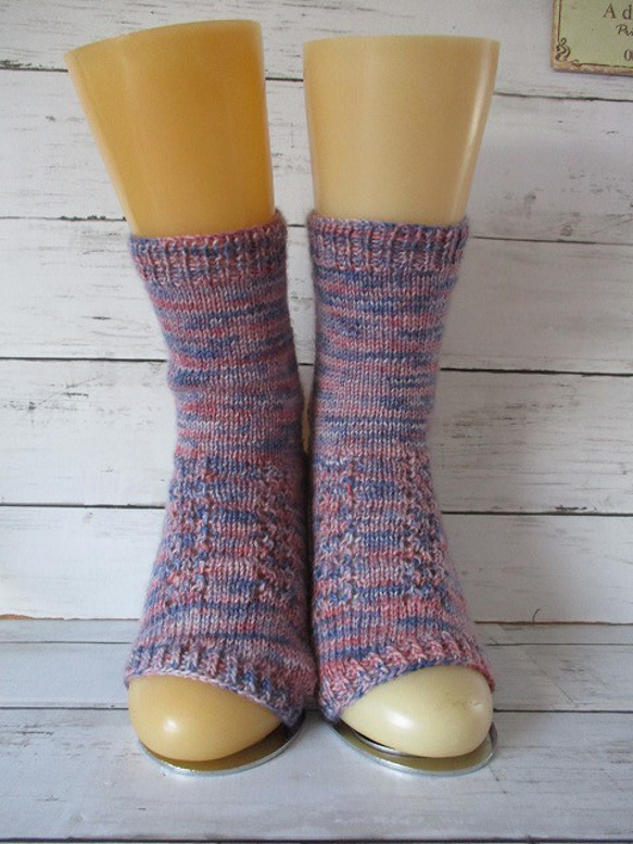 手編みヨガ＋tongソックス（かかと無）My Hand -Dyed Socksyarns #3 3枚目の画像