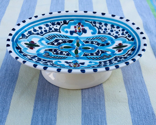 手描き風景画の陶器製卵型容器 手描き風景画の陶器製卵