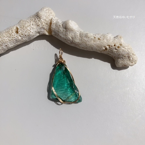 14kgf】アンダラクリスタル ブルーグリーン エメラルドシフト ＊透明性