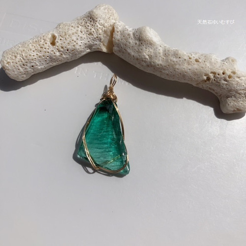 14kgf】アンダラクリスタル ブルーグリーン エメラルドシフト ＊透明性