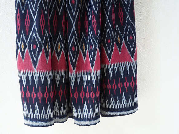 イカット（絣織）のふんわりスカート 5枚目の画像