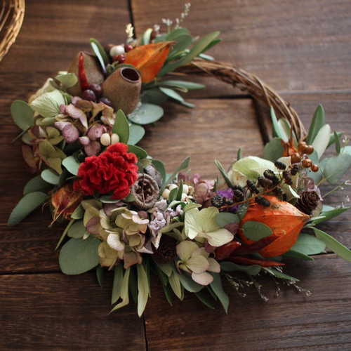 ハロウィン　三日月リース　フラワーリース ハロウィンほおずきとユーカリの三日月リース◎ リース ダーチャ