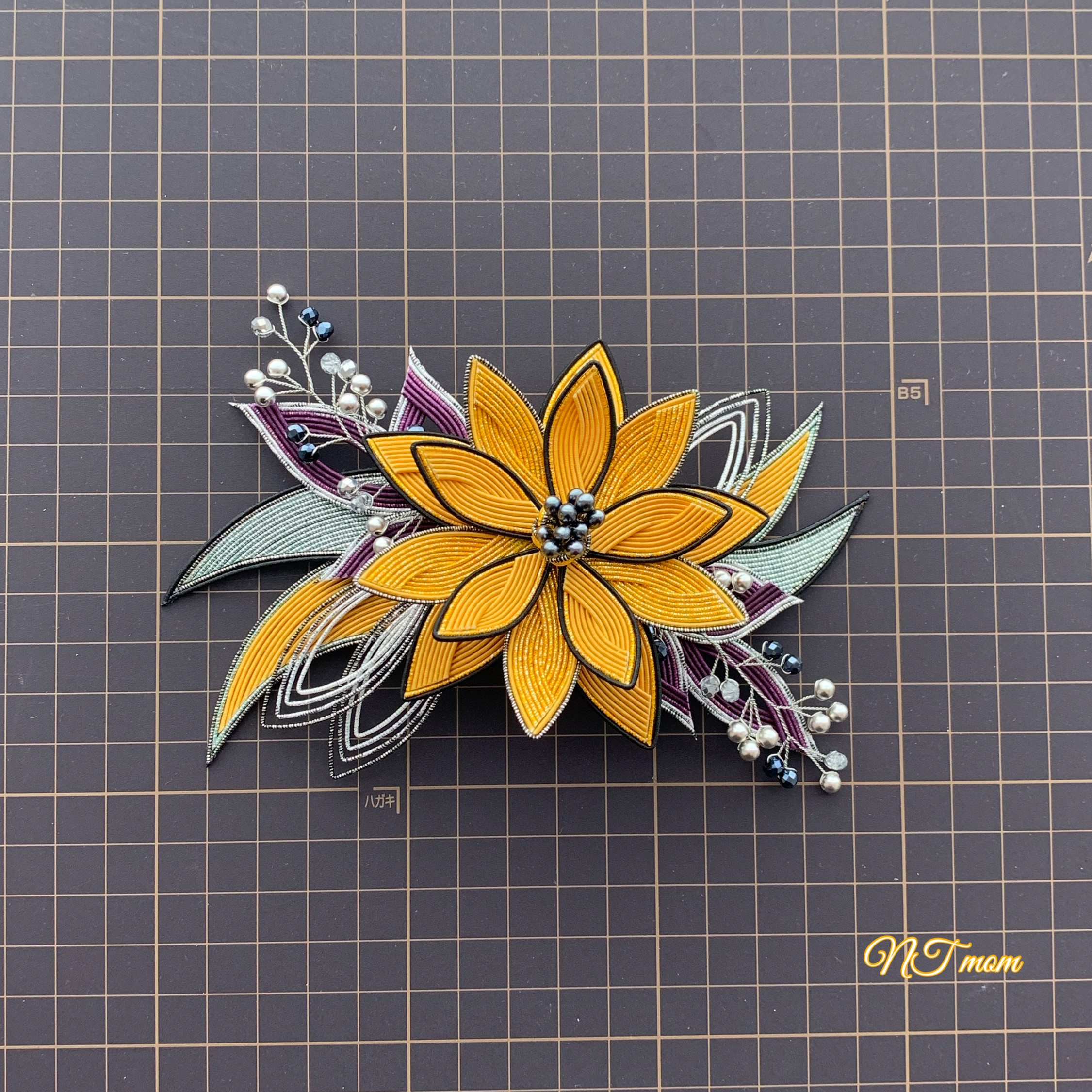 成人式卒業式結婚式・和装水引髪飾り・流華・キャメル