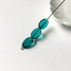 【10個】ガラスビーズ＊フラットオーバル＊ダークグリーン 2枚目の画像